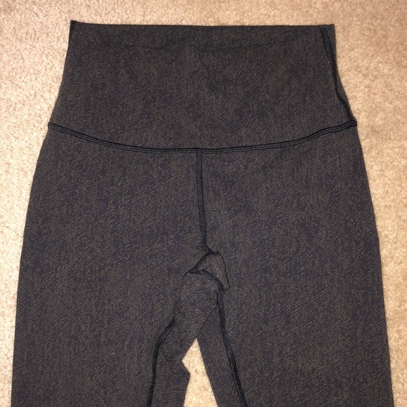 Wunder Under Leggings - Picture 2 of 5